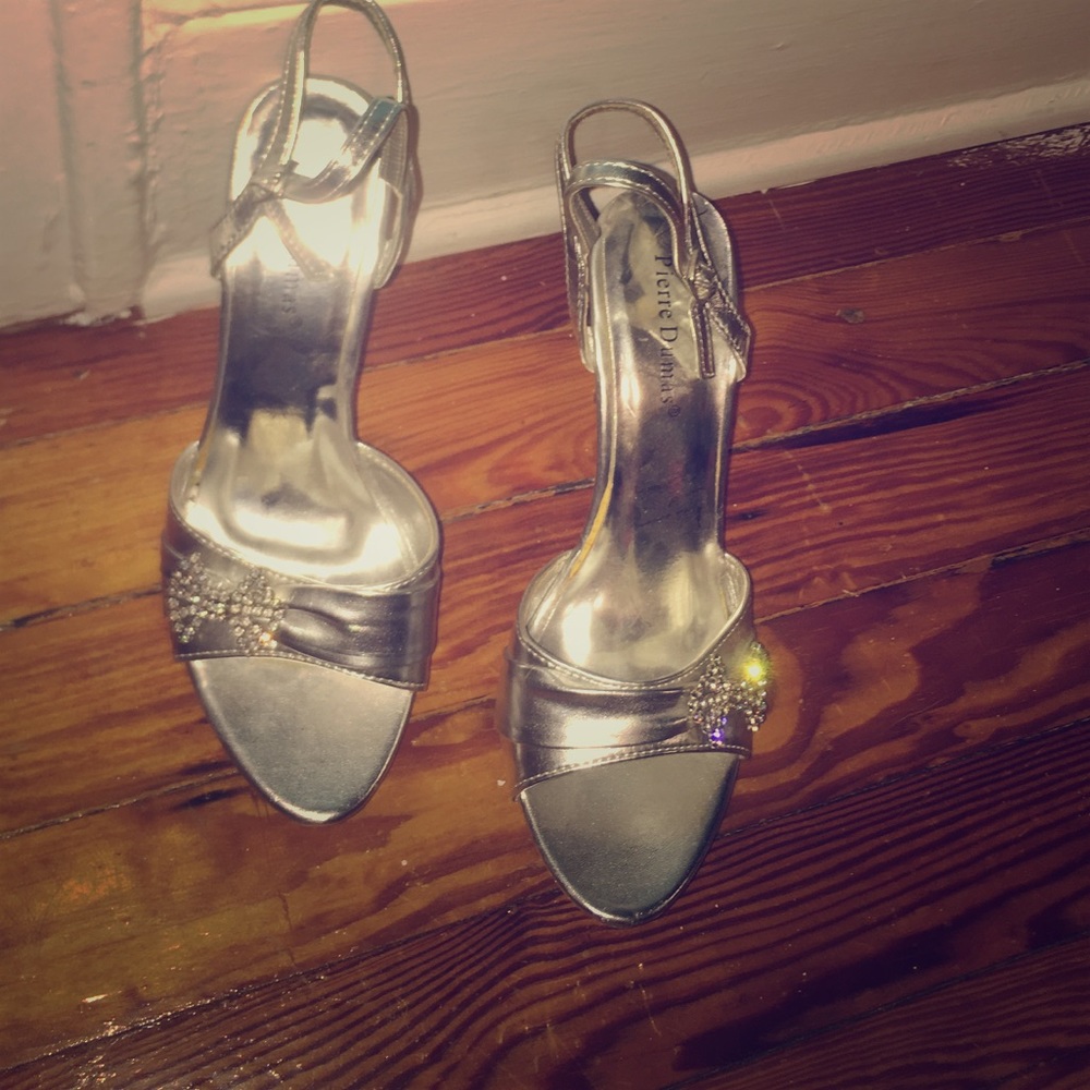 💚💙Pierre Dumas high heels💙💚